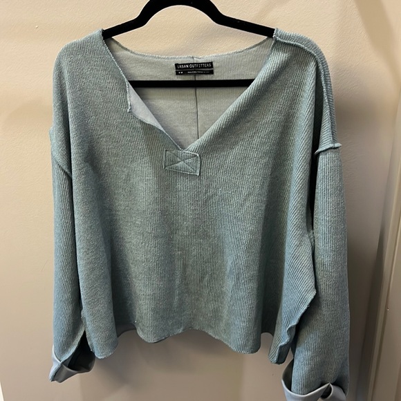 Urban Outfitters Sweaters - Urban outfitters sweater top